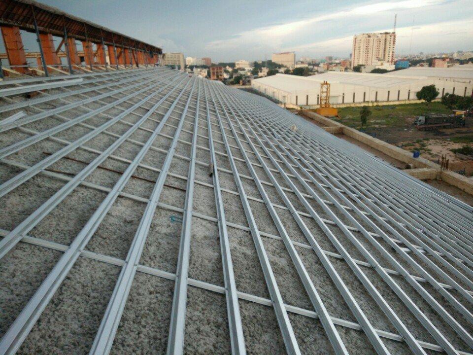 khung kèo thép nhẹ mái bê tông